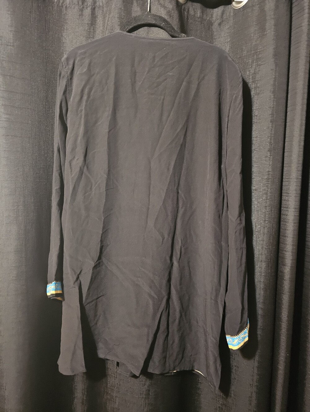 Diane Gilman Black Tunic with Pink Floral Embroidery and Blue-Gold Trim M - Picture 5 of 5
